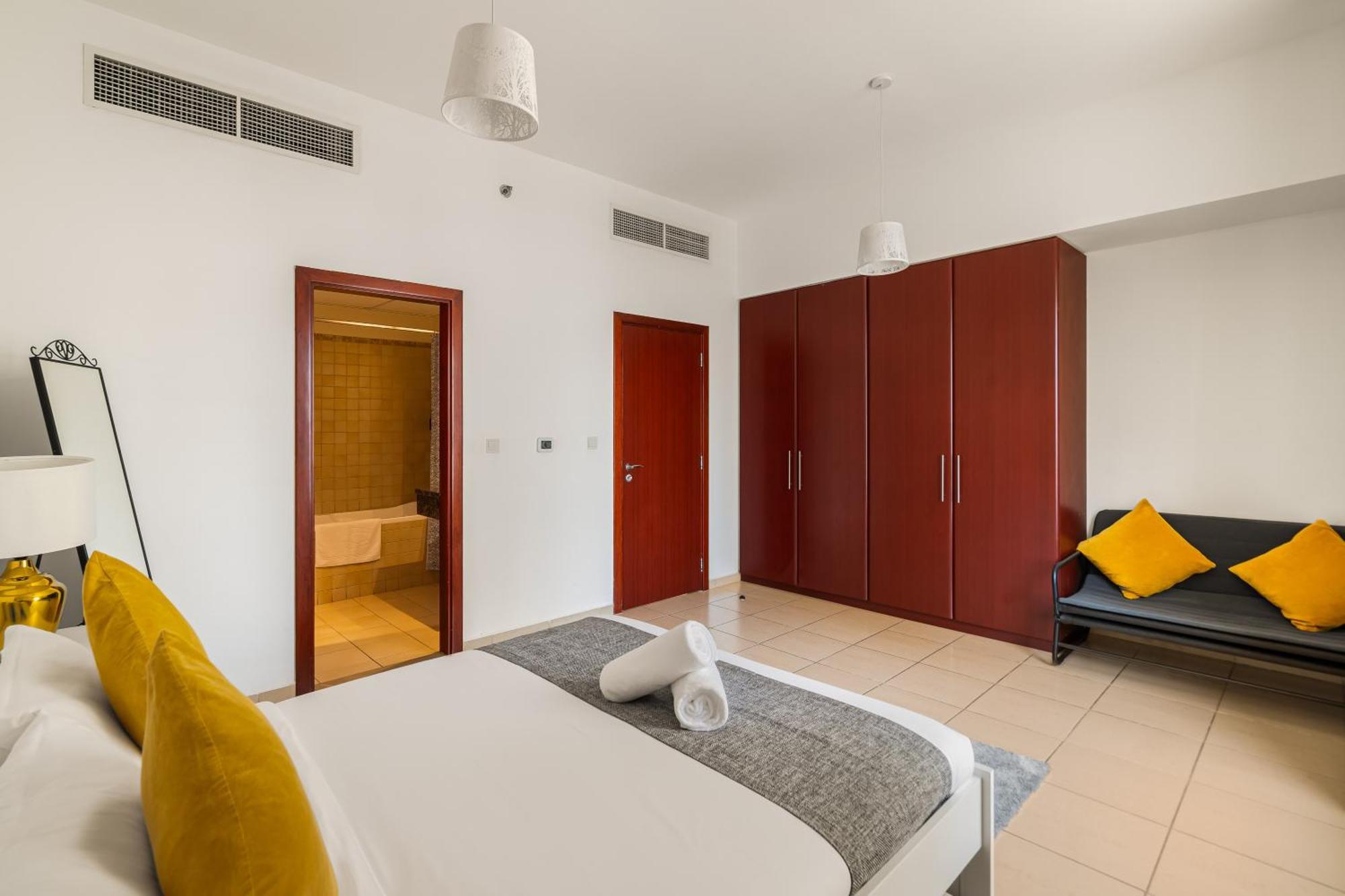 Beautiful 2Br & 4Br Apartments On Jbr Beach, Walking Distance To Bluewaters Island - By Sunkissed Holiday Homes Dubaï Extérieur photo